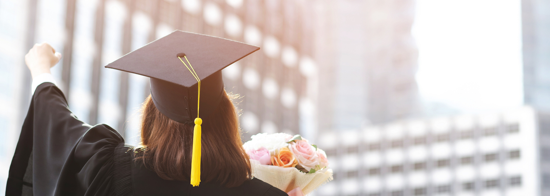 New graduates are unemployed because of the economic downturn.